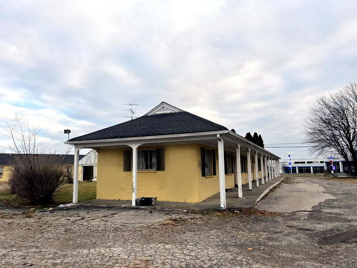 Mel Manor Motel (Welcome Inn) - Dec 11 2022 Photo (newer photo)